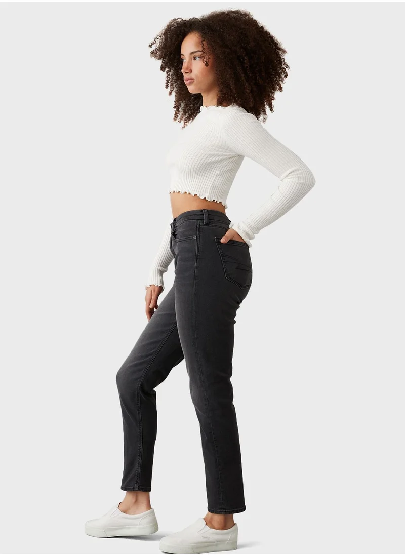 American Eagle High Rise Mom Jeans