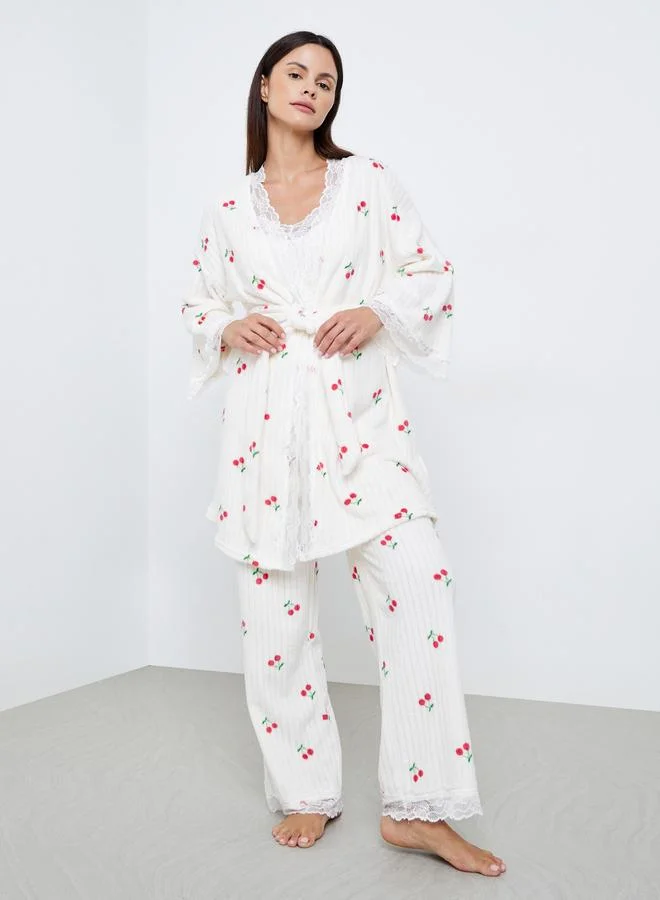 ستايلي طقم 3 قطع - بلوزة كامي بحواف دانتيل وبنطال مع روب