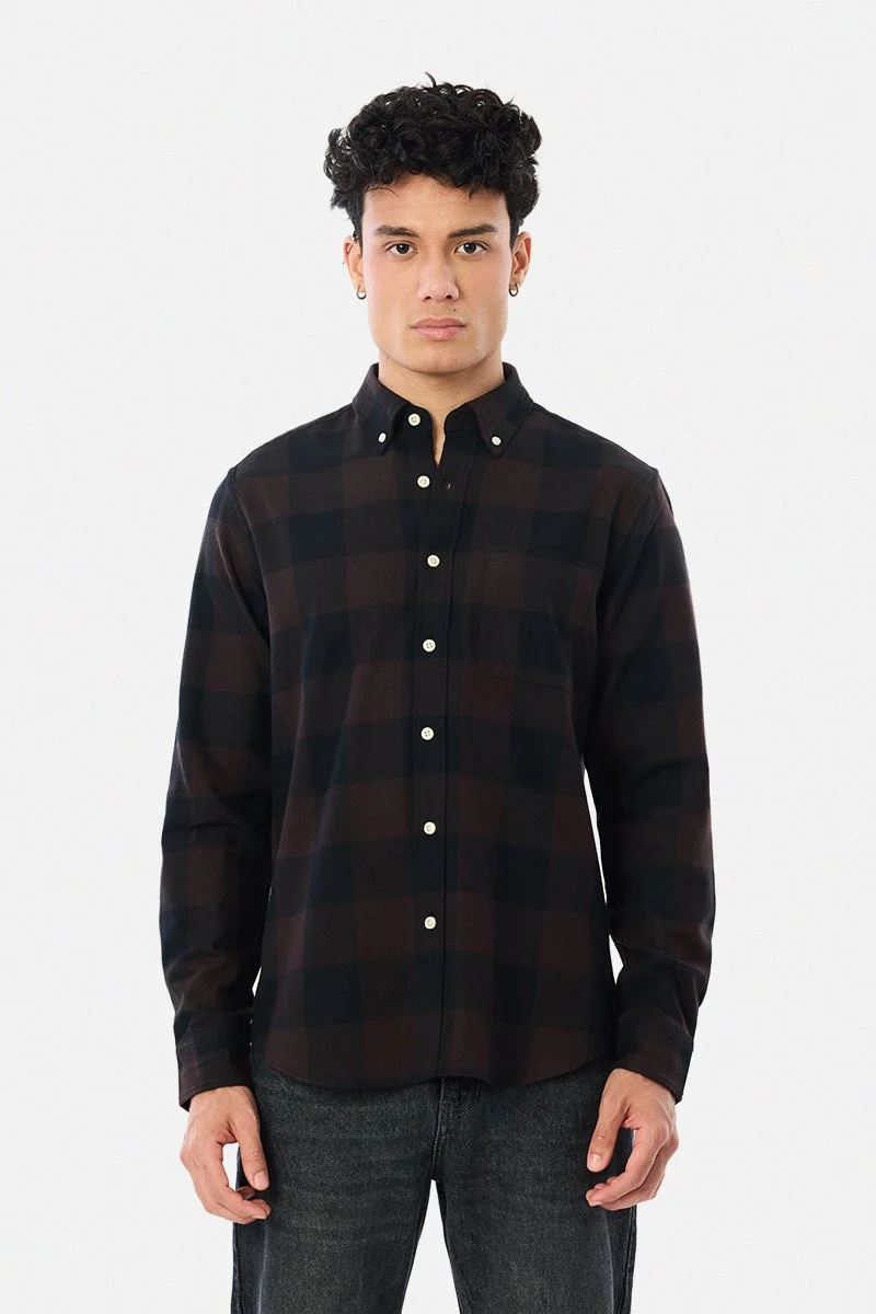 سنيتش قميص كاروهات بقصة ضيقة من الفلانيل خفيف الوزن