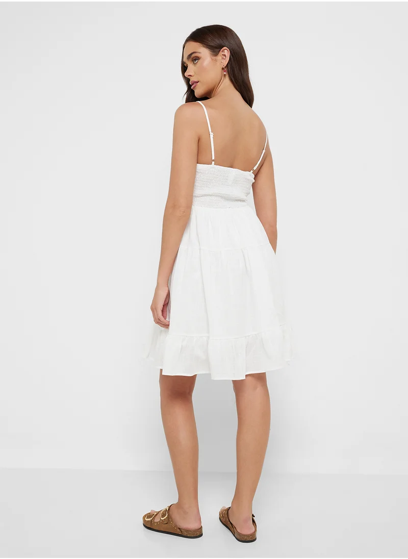 جينجر Strappy Tiered Dress