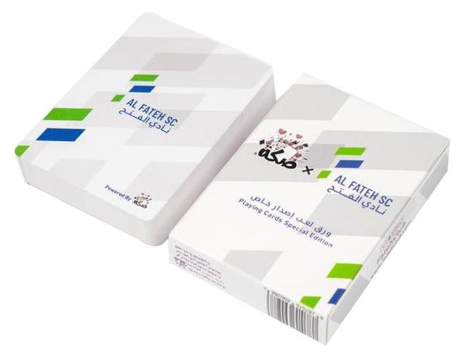صكة ورق الفتح – إصدار أبيض | 54 ورقة لعب بلاستيكية عالية الجودة | تصميم فاخر | مقاوم للكسر | مقاوم للماء | بدون ورق الجوكر - Image 1