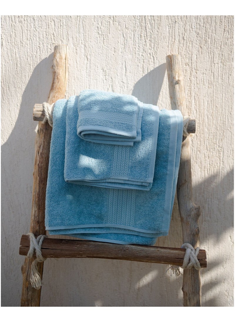 More cottons  مجموعة فوط قطن مصرى 3 قطع (1 يد-1 وجه -1 بشكير) ازرق  - Image 1