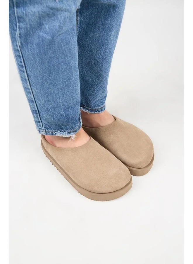 Manijero  (Jana) Women's Genuine Leather Flat Platform Violet Sandal. for Women | Best Price UAE