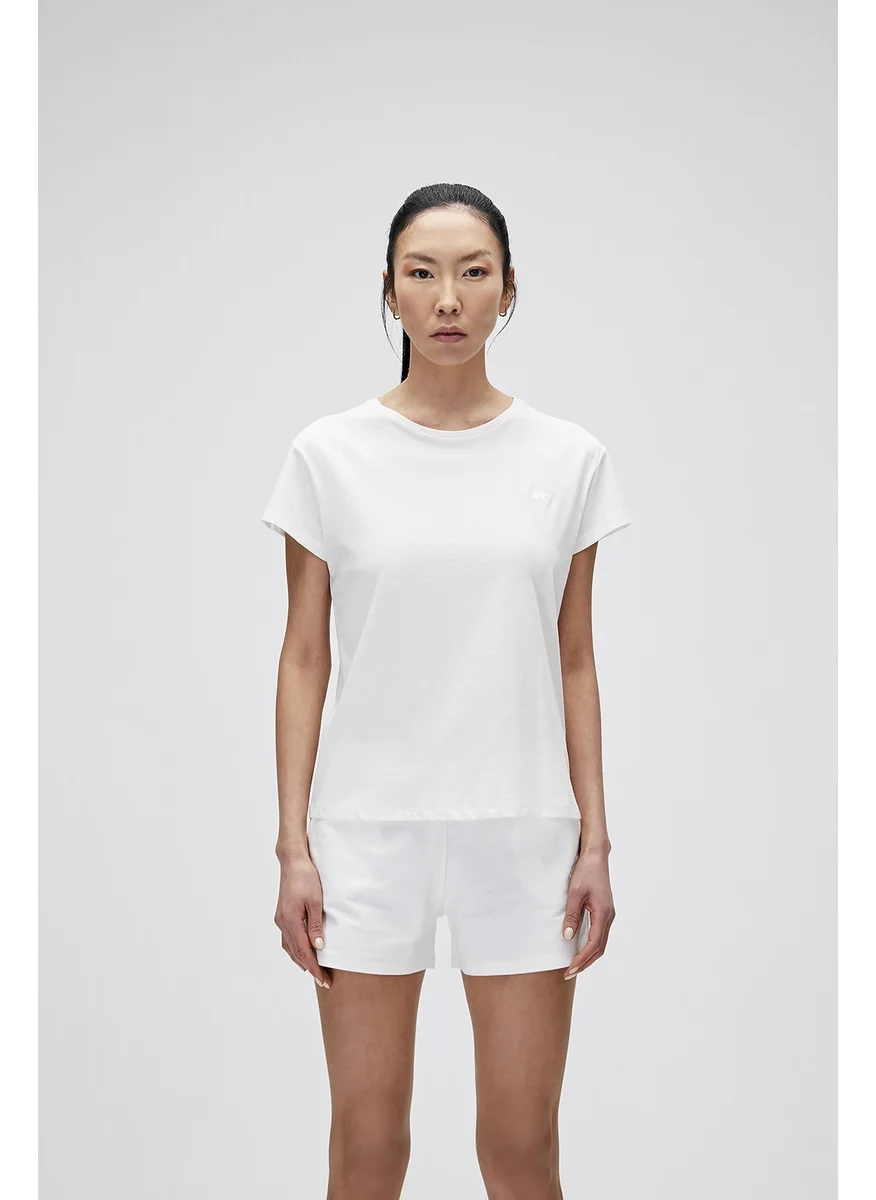 باد بير Women's OFF WHITE T-Shirt