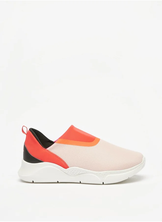 داش Women Textured Slip On Sports Shoes
