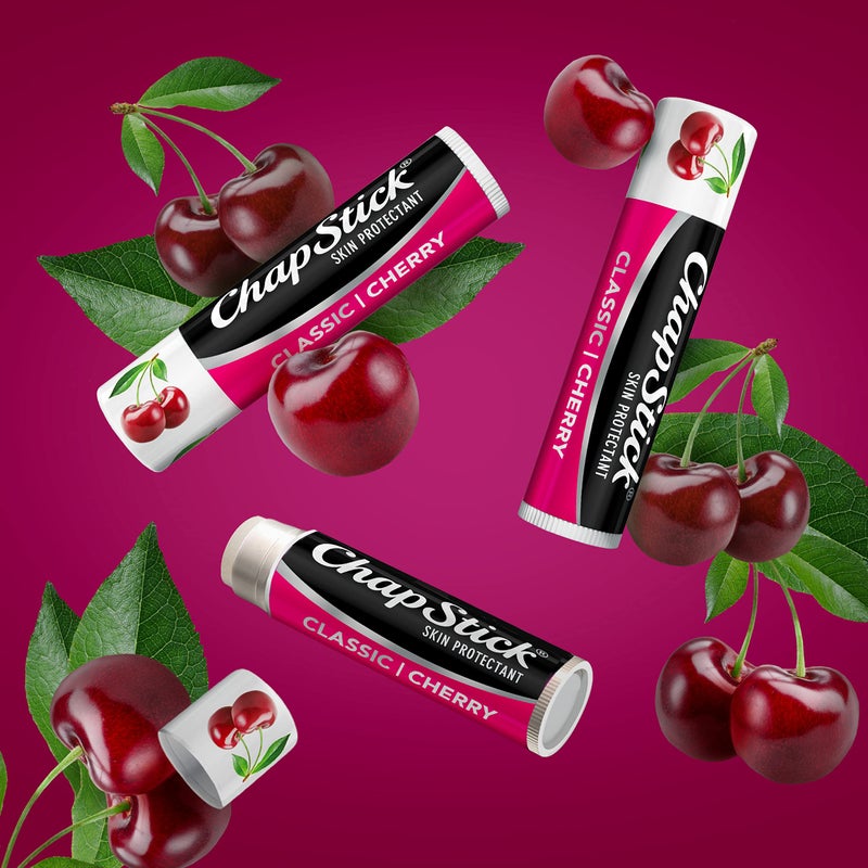 chapstick شامبستيك كلاسيك واقي للبشرة بلسم شفاه بنكهة الكرز، 0.15 أونصة (عبوة من 3) - Image 2