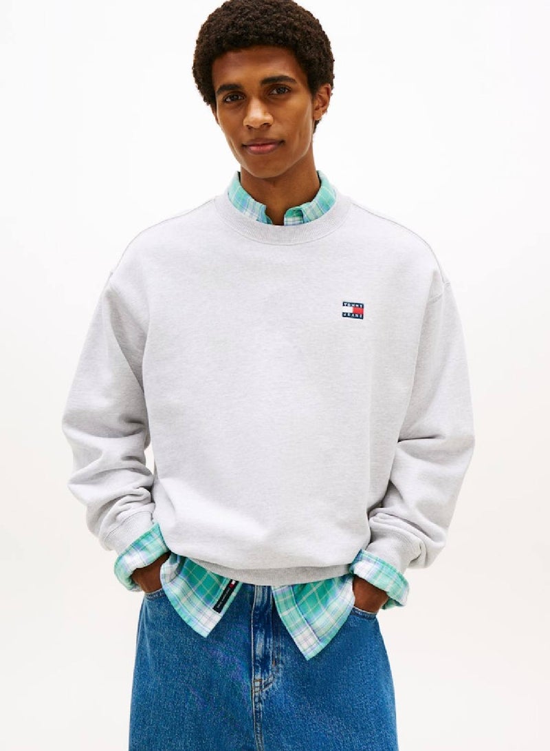 TOMMY JEANS Logo Badge Relaxed Sweatshirt - Image 3