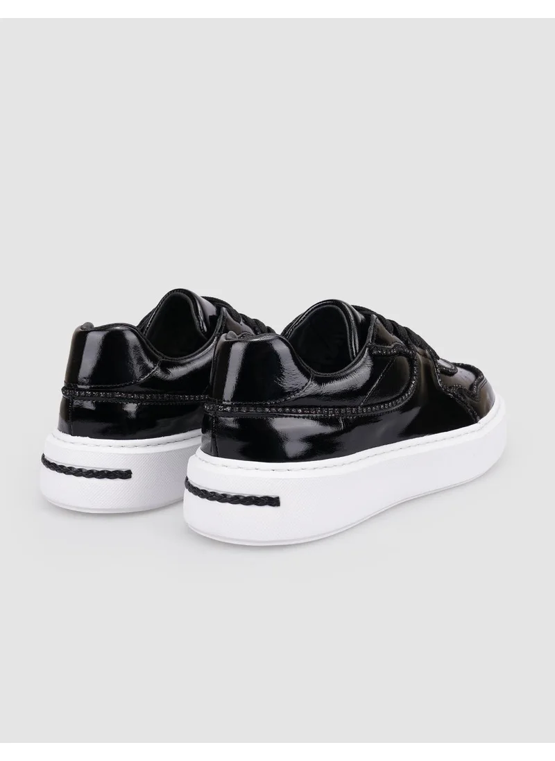Cabani 100% Genuine Leather Black Patent Leather Lace-Up Women's Sneakers