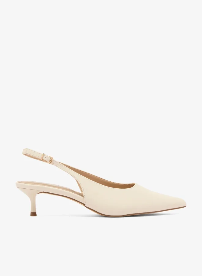 ترافل من نمشي حذاء بكعب رفيع وحزام خلفي