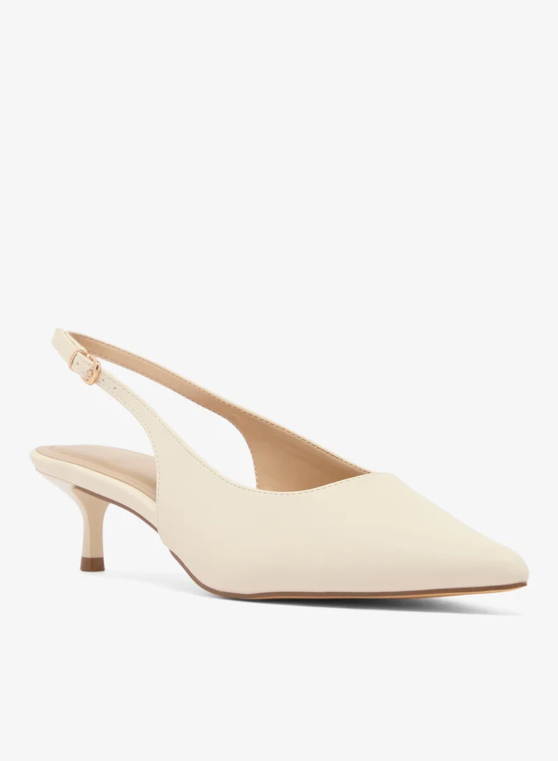 ترافل من نمشي حذاء بكعب رفيع وحزام خلفي