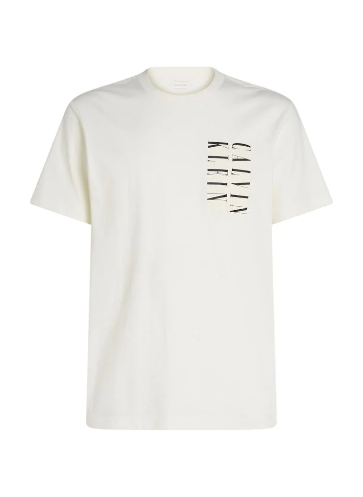 كالفن كلاين جينز Serif Box Graphic T-Shirt