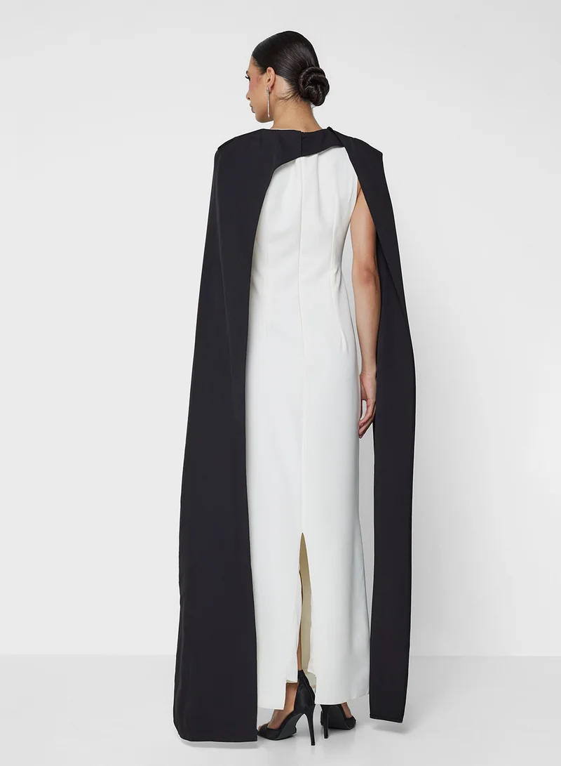 نمشي x Contrast Tone Bodycon Dress With Detachable Draped Sleeves