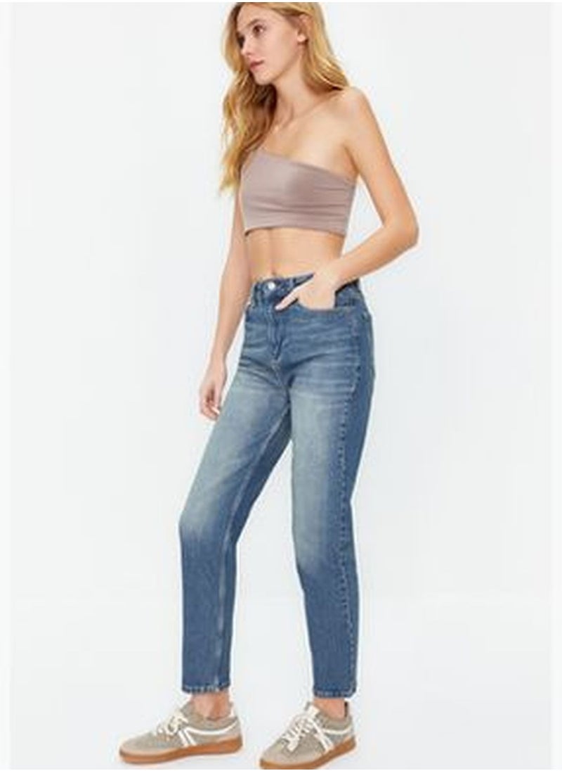 trendyol Blue Faded Effect Vintage High Waist Slim Mom Jeans TWOSS24JE00082  - Image 2