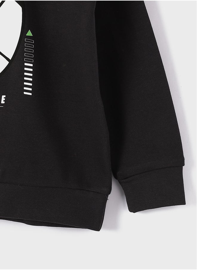 LC WAIKIKI Crew Neck Printed Long Sleeve Boy sweatshirt  - Image 4