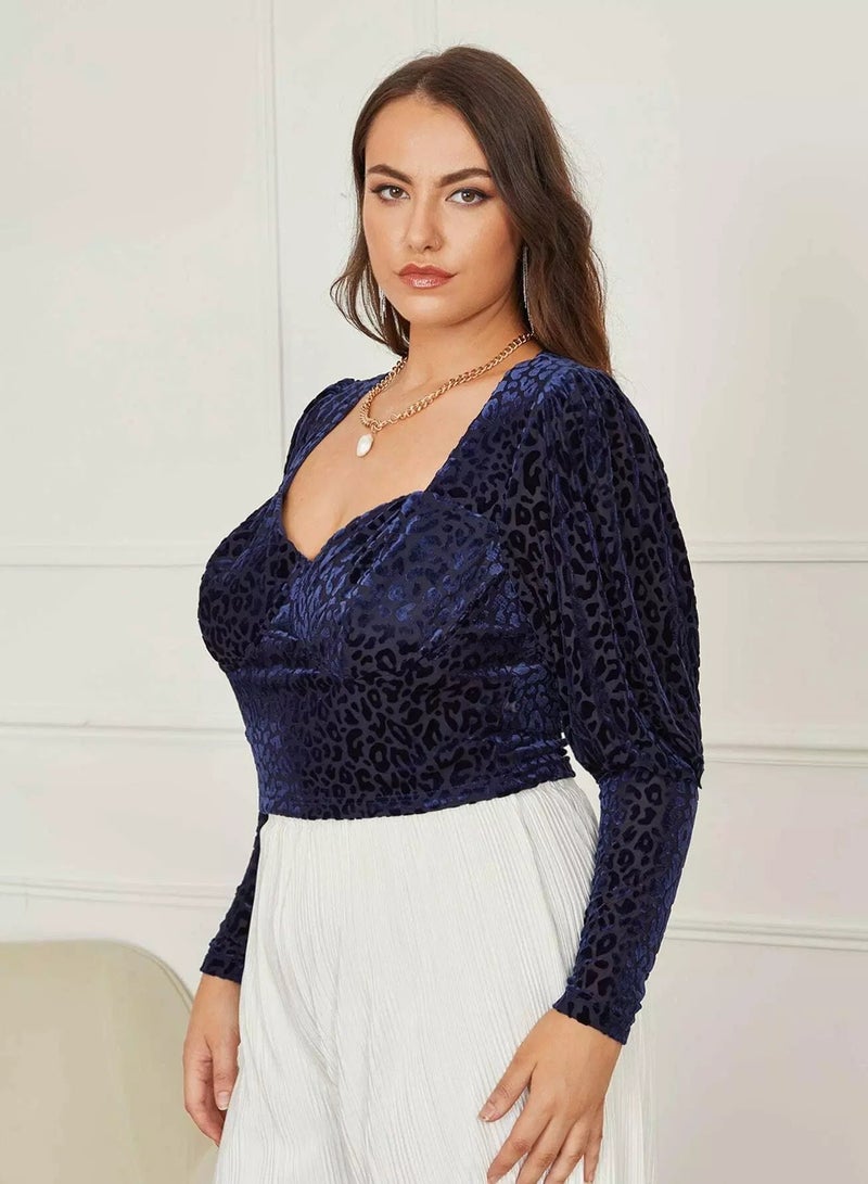 Plus Leopard Jacquard Sweetheart Neck Gigot Sleeve Crop Velvet Top - Image 5