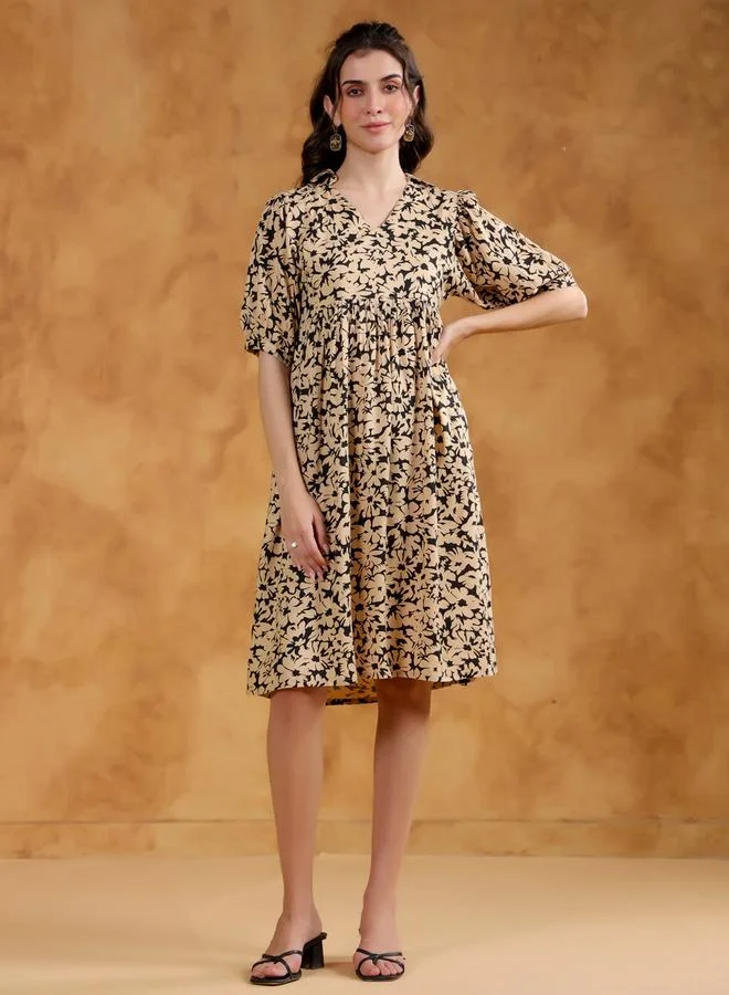 سانسكريتي هومز Sanskrutihomes Women Beige Floral Printed Puff Sleeves Knee-Length Dress