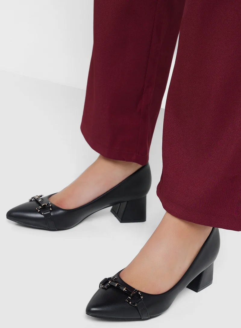 BR Block Heeled Pointed Pump
