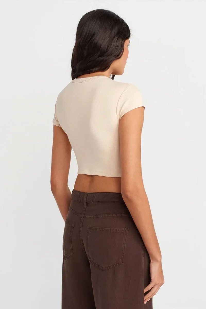 ديلفين DILVIN Women's Slim Fit Crop Crew Neck T-Shirt