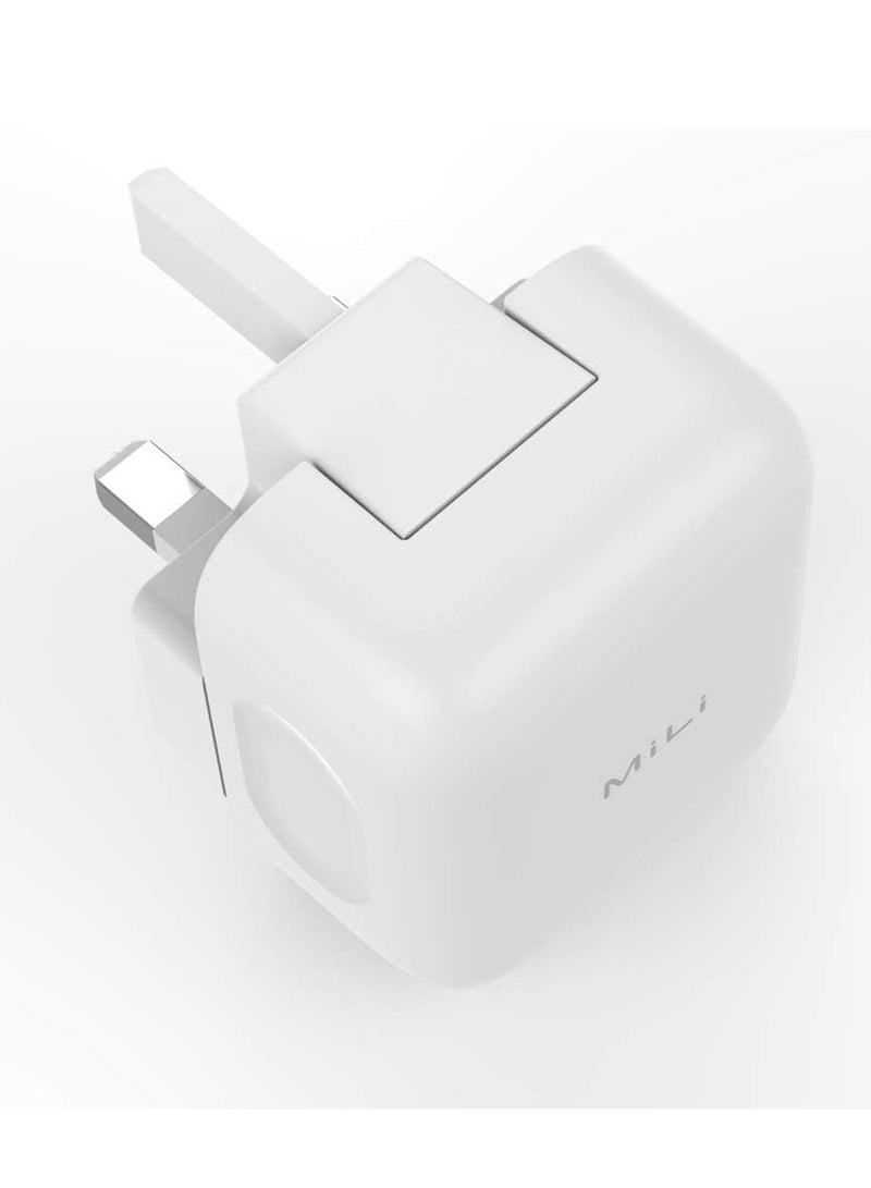 ميلى شاحن حائط MiLi بقدرة 30 واط يحتوي على منافذ مزدوجة (Type-C و USB-A) مع مقابس سفر قابلة للتبديل لتناسب مختلف المعايير الدولية (AU، EU، UK). - Image 5