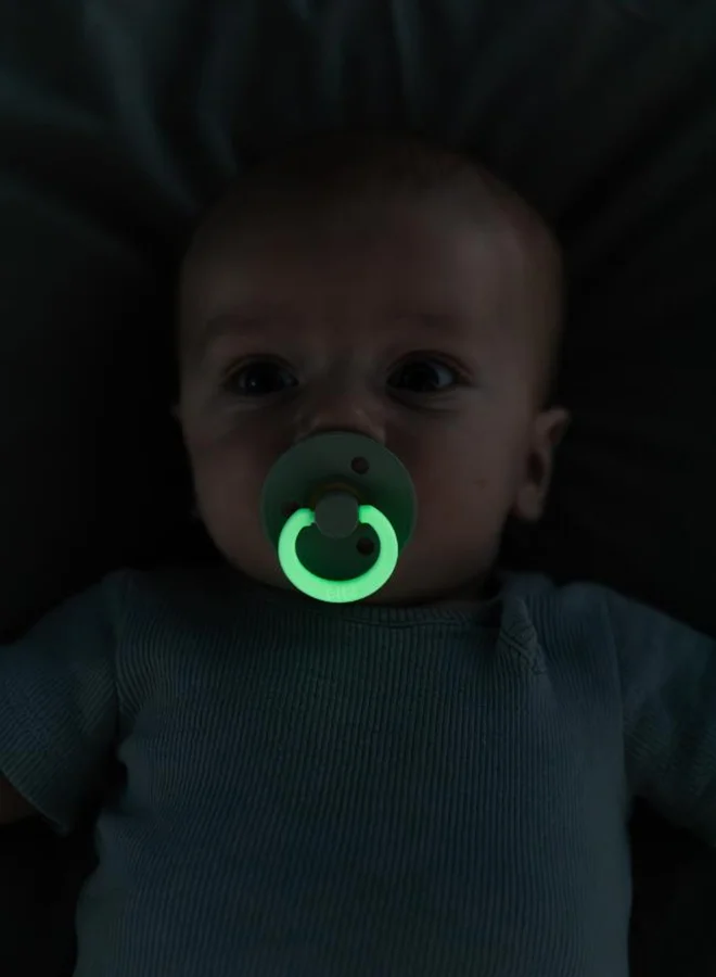 بيبس Colour Baby Pacifier, Latex Round Nipple, Size 2, 6-18 Months, Sage Glow, Glow-In-The-Dark, 1 Pieces