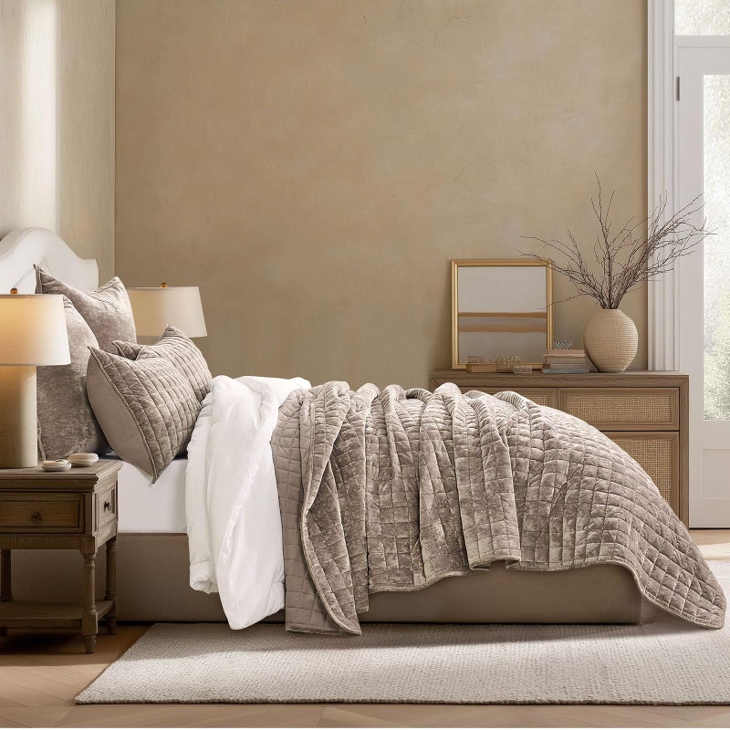RECYCO Luxury Velvet Quilt King Size Bedding Set, Ultra Soft Velvet Comforter Set, Lightweight Quilted Channel Box Stitch Oversized Bedspread Coverlet for All Season, with 2 Shams, Natural Tan - Image 2
