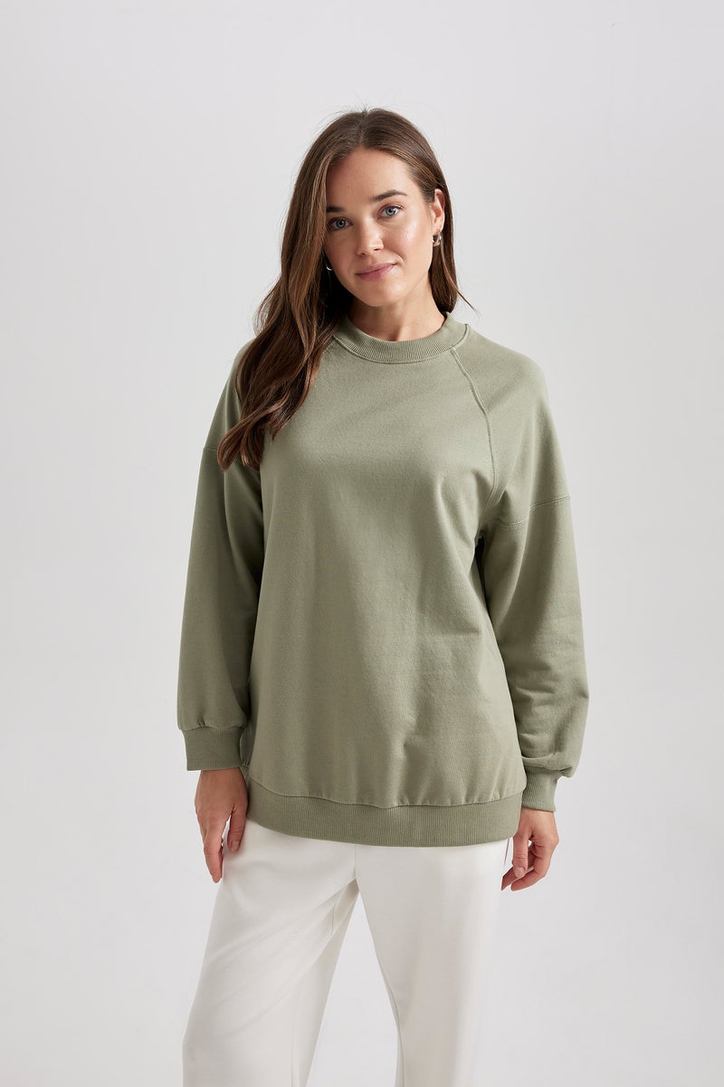 DeFacto Woman Regular Fit Soft Furry Basic Sweatshirt Tunic - Image 4