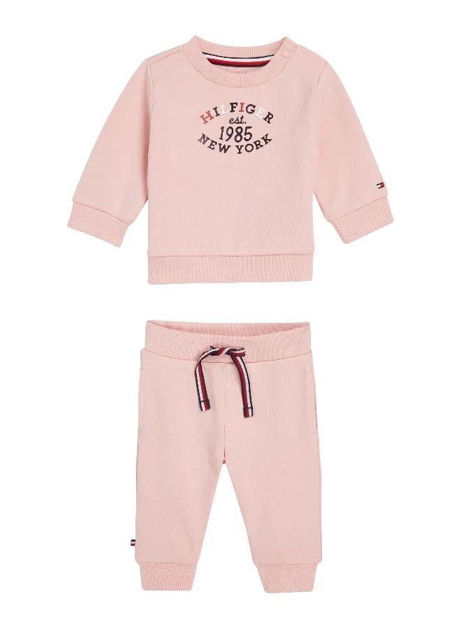 تومي هيلفيغر Kids Graphic Sweatshirt & Sweatpants Set