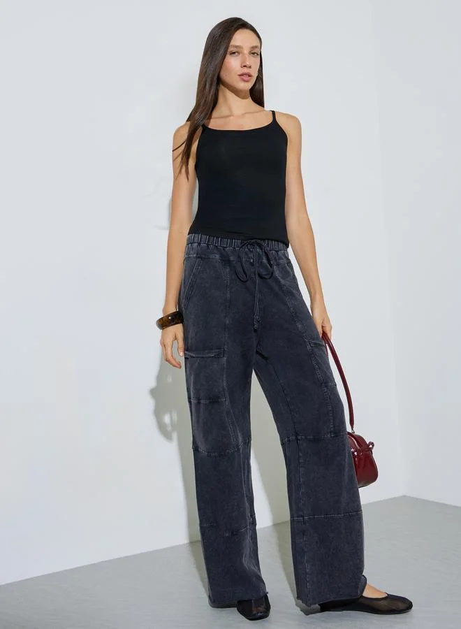 ستايلي Grey Solid Pocket Detail Wide Leg Cargo Joggers