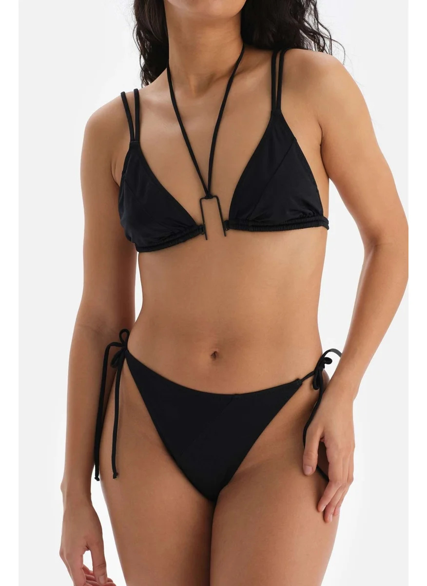 dagi Black Triangle Covered Bikini Top