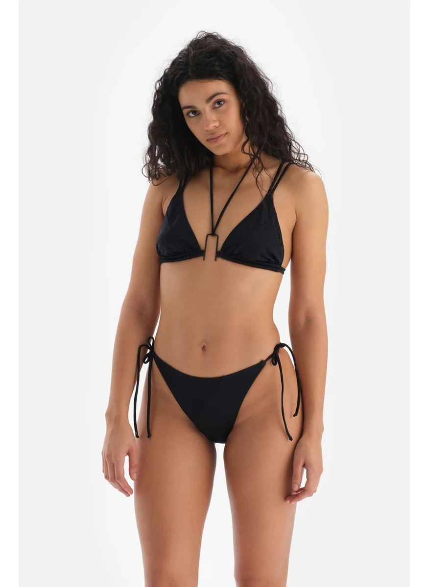 dagi Black Triangle Covered Bikini Top