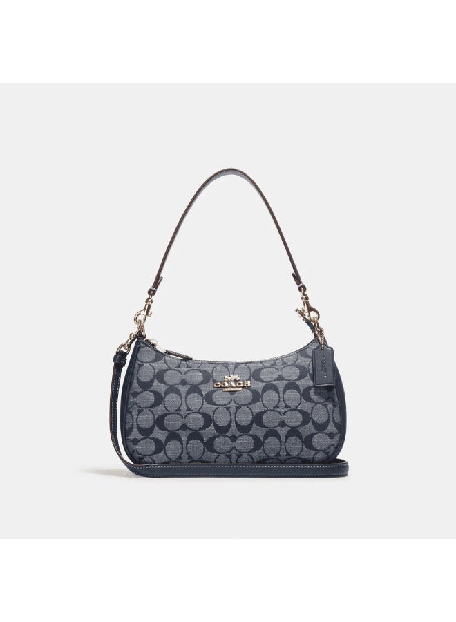 كوتش اوت ليت حقيبة كتف تيري من كوتش أوتلت سيجنال - Image 4