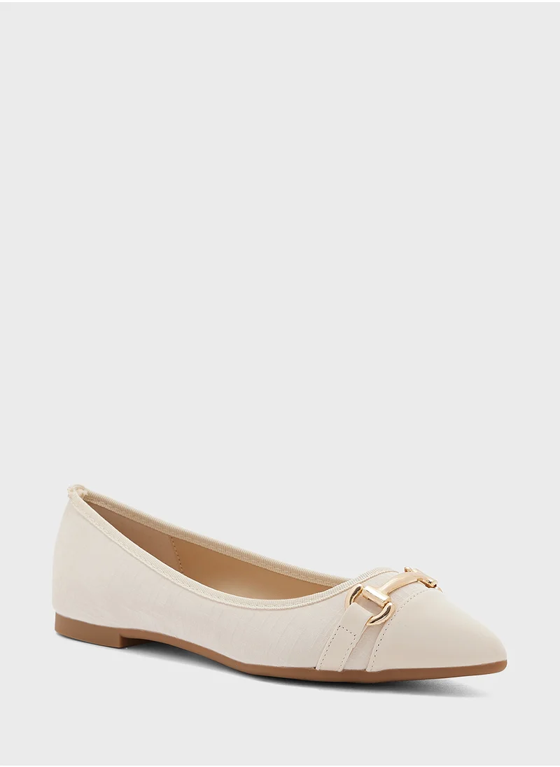 ELLA Horse Bit Trim Pointed Flat Shoe