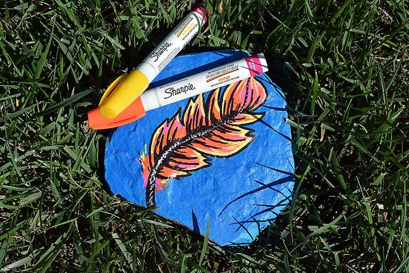 Sharpie OilBased Paint Markers Medium Point White 2 Pack - Image 2