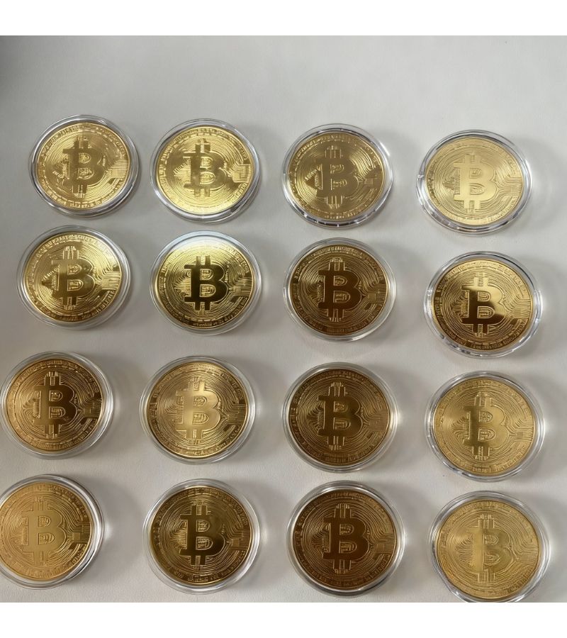 Bitcoin Commemorative Coins 6 Set with Protective Case Golden Luster Collectible - Image 2