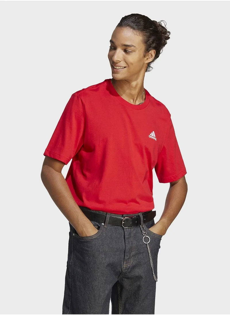 اديداس تيشيرت Essentials Single Jersey Embroidered Small Logo