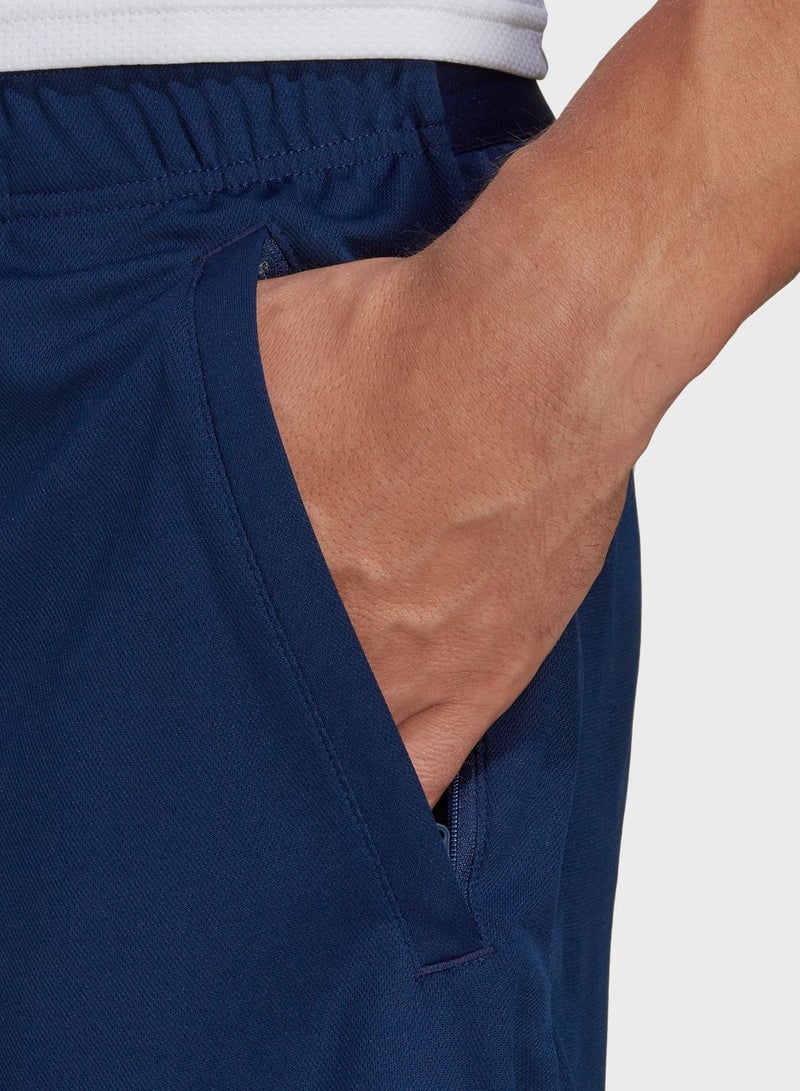 اديداس شورت أساسي بشعار الماركة - Image 4