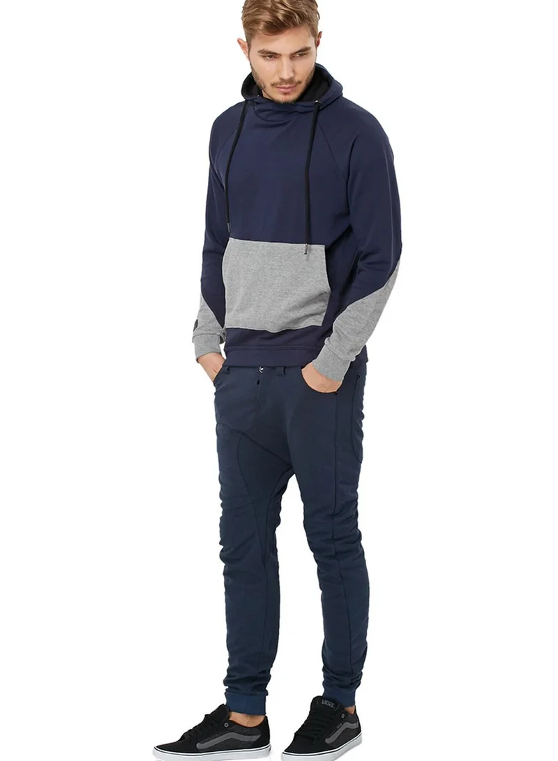 Humor Santiago Sweatpants