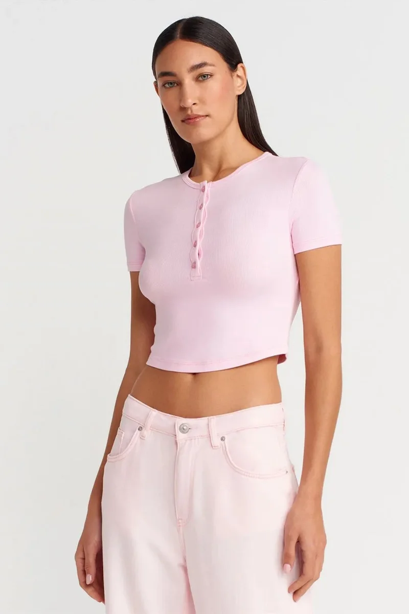 Dilvin Blush Pink DILVIN Slim Fit Crop Blouse With Buttons for Women | Best Price UAE