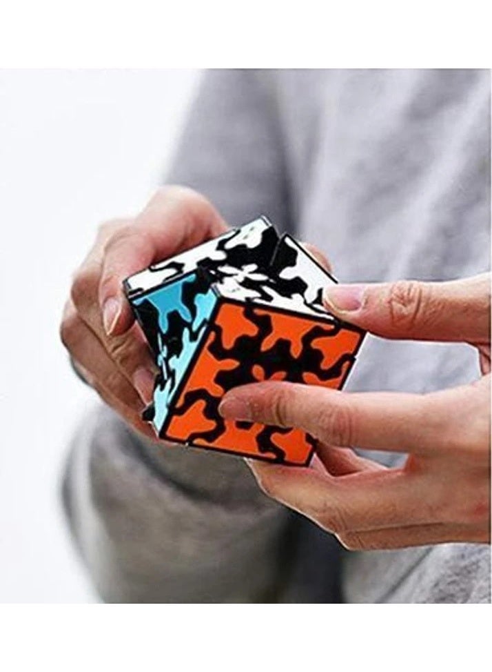 كي يي مكعب QiYi Gear 3×3 – لغز تروس مبتكر بآلية دوران متشابكة - Image 3