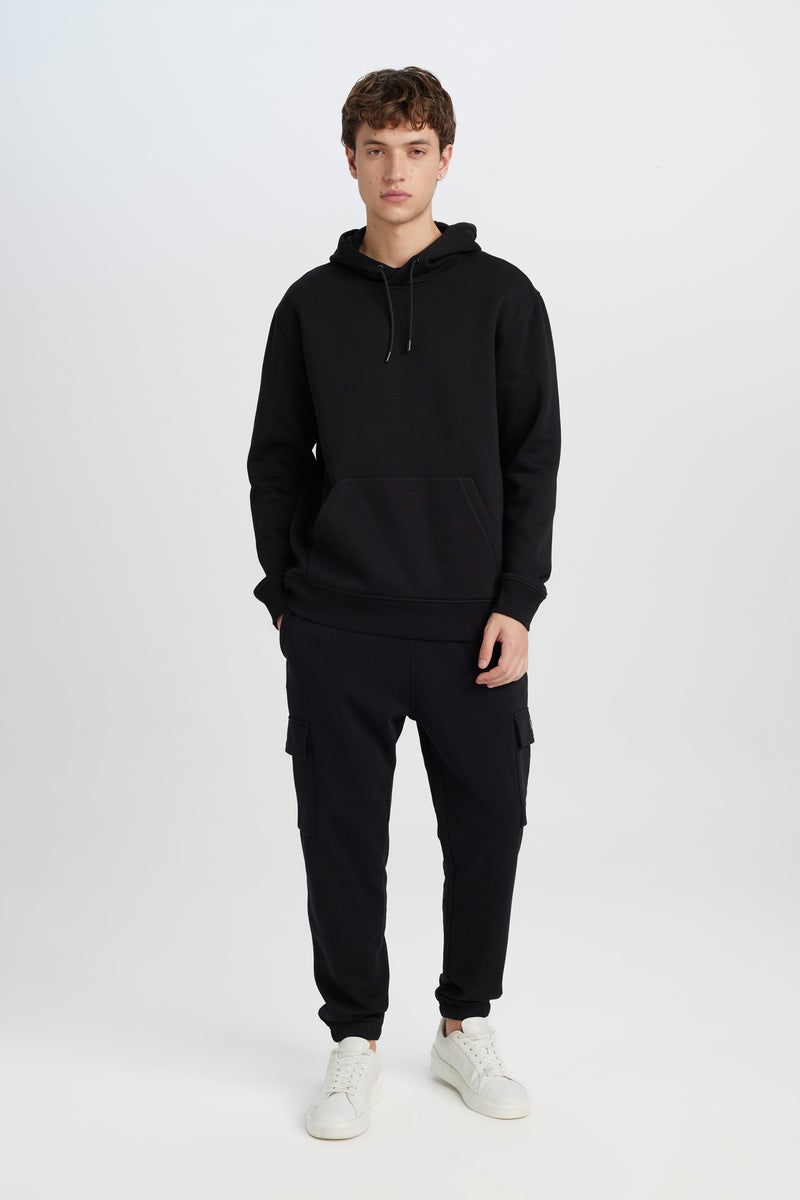 ديفاكتو سويت شيرت بيزك قصة عادية بكابيشون بجيب - Image 2