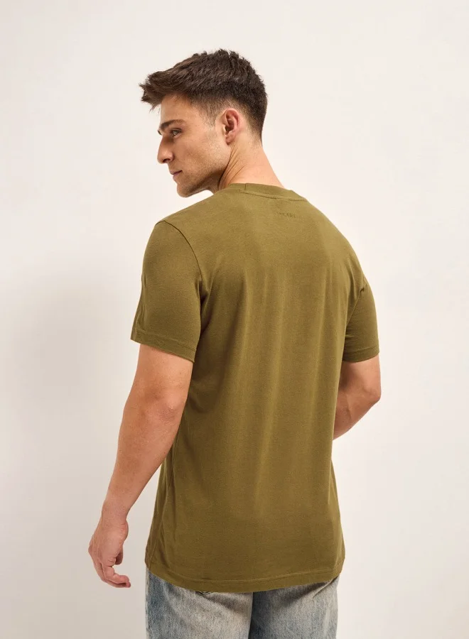 THE BEAR HOUSE Men's Cotton T-Shirt Soft and Breathable Classic Fit Size S Casual Comfortable Everyday Wear Perfect for All Seasons Ideal for Work, Travel, and Leisure Versatile Style