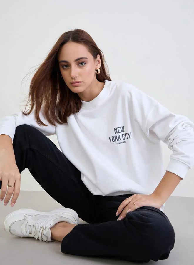 Styli Styli White Graphic Print Oversized Sweatshirt