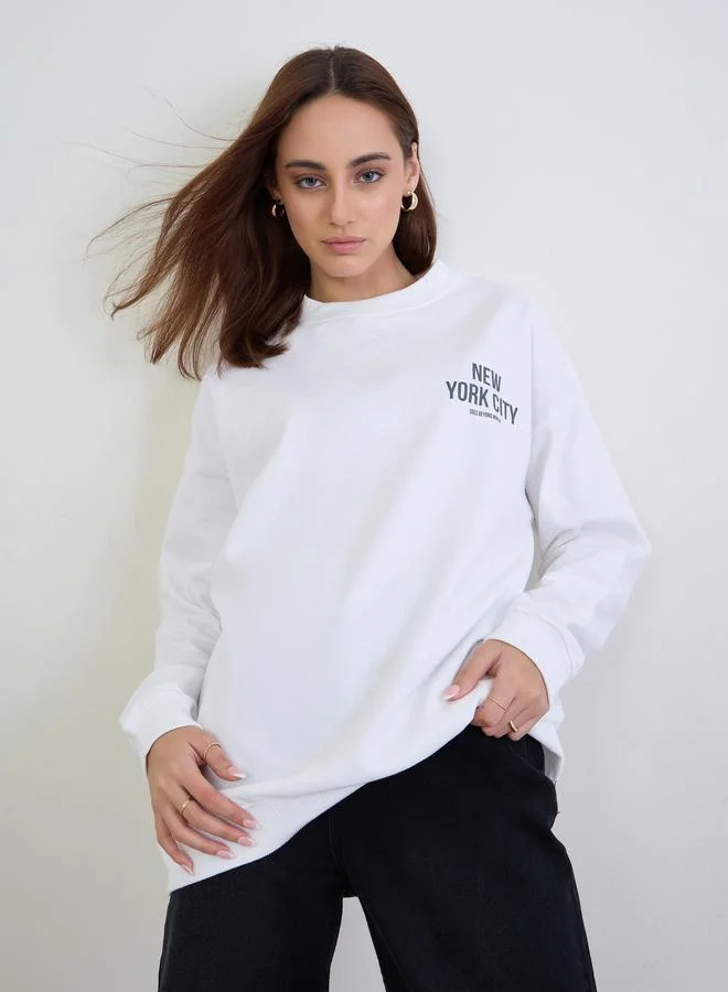Styli Styli White Graphic Print Oversized Sweatshirt