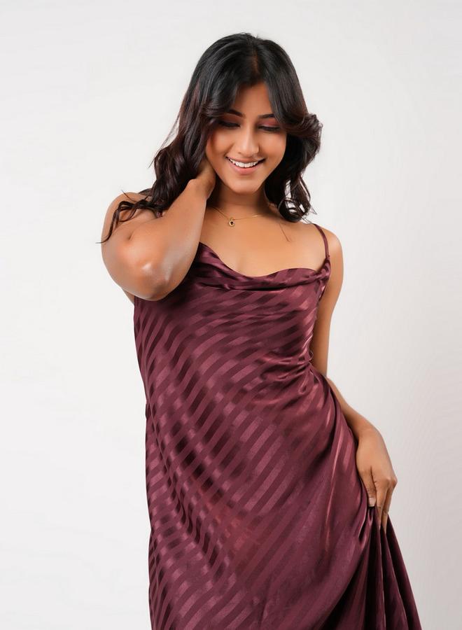 Aadaraya Sleeveless Striped Maxi Night Gown - Image 4
