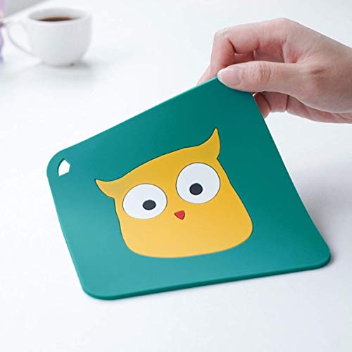 Leeonz® PVC Trivet Mat, Hot Pads, Heat Resistant Coasters, Tableware Insulation Pad Potholders,Cups Pad,Placemat, Non-Slip Mat, Flexible,Random Color and Pattern(Pack of 6) - Image 4