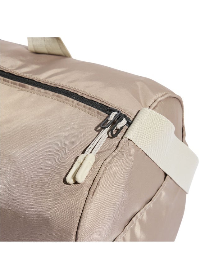 أديداس حقيبة يوغا دافل بنية للتدريب للنساء