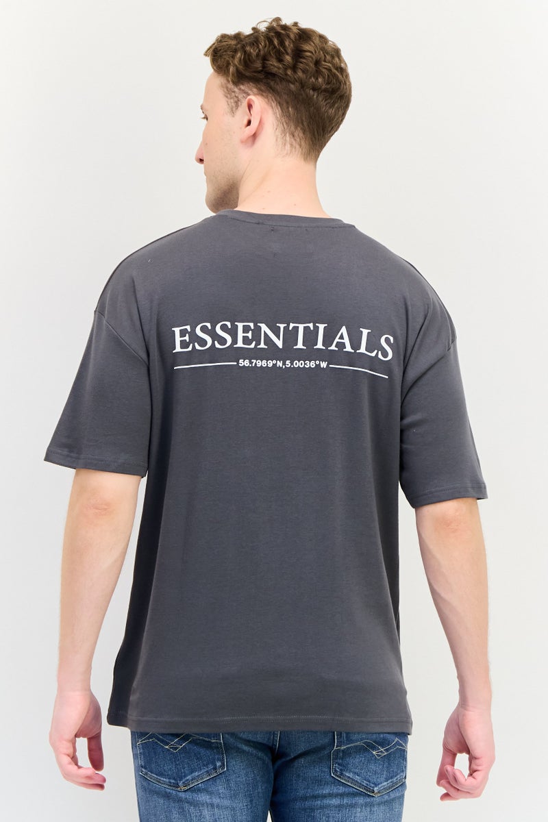 Fudo تي شيرت رجالي بياقة دائرية بأكمام قصيرة بشعار العلامة التجارية، رمادي داكن - Image 3