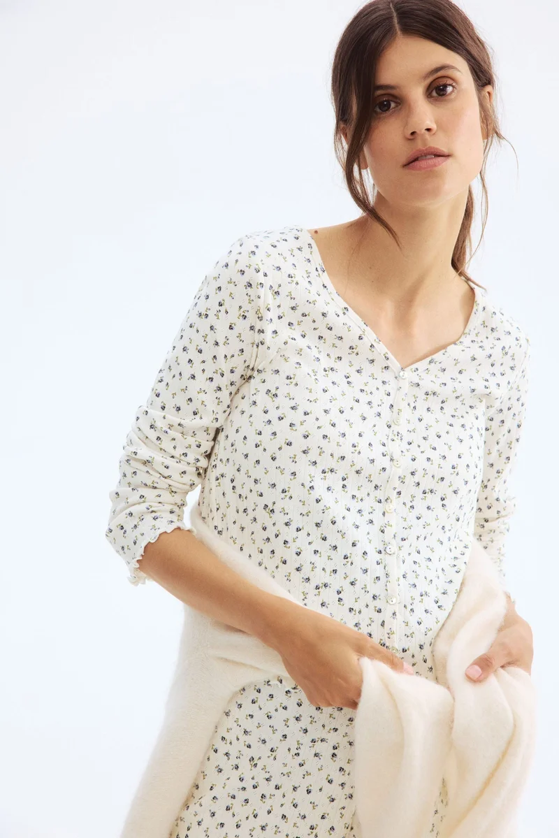 اتش اند ام بيجاما من خامة بثقوب من تشكيلة ماما