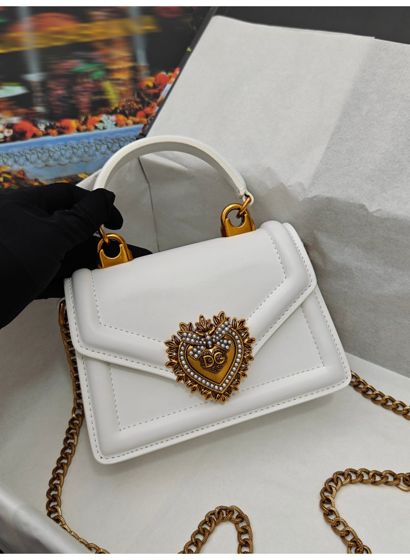 D&G white leather top tote bag with heart-shaped logo, luxurious mini handbag - Image 4