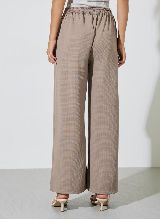 Styli Women Beige Wide Leg Trousers - Image 4